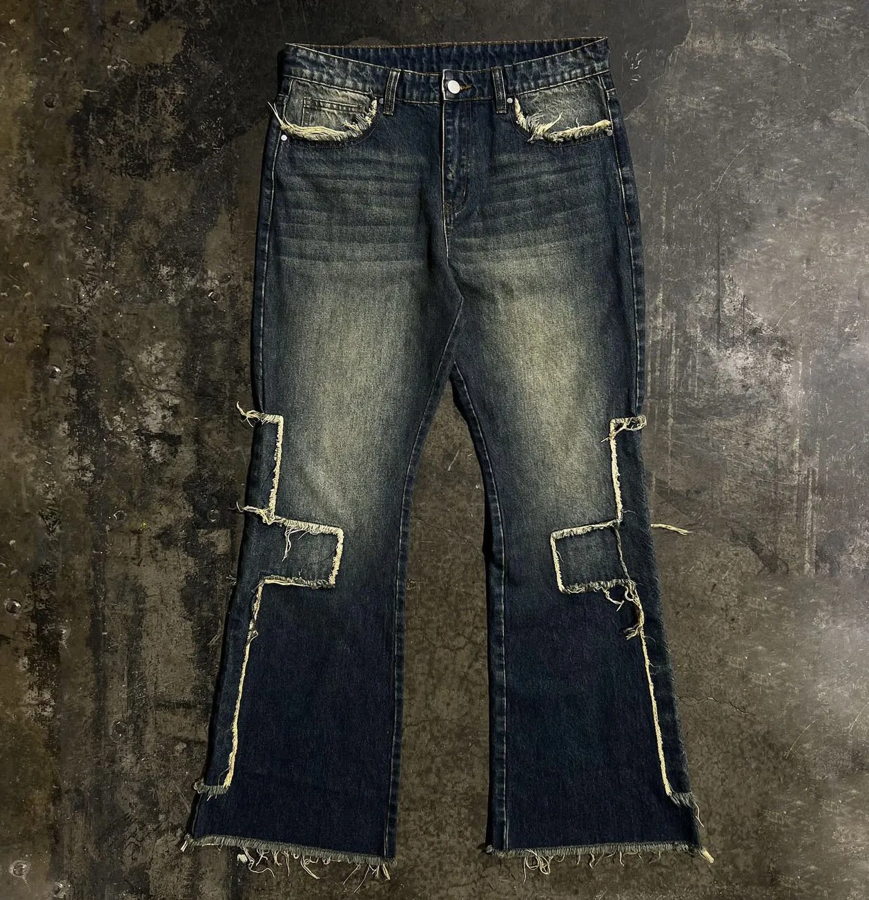 Custom distressed embroidery acid wash street wear oversized baggy vintage flared denim jeans for men