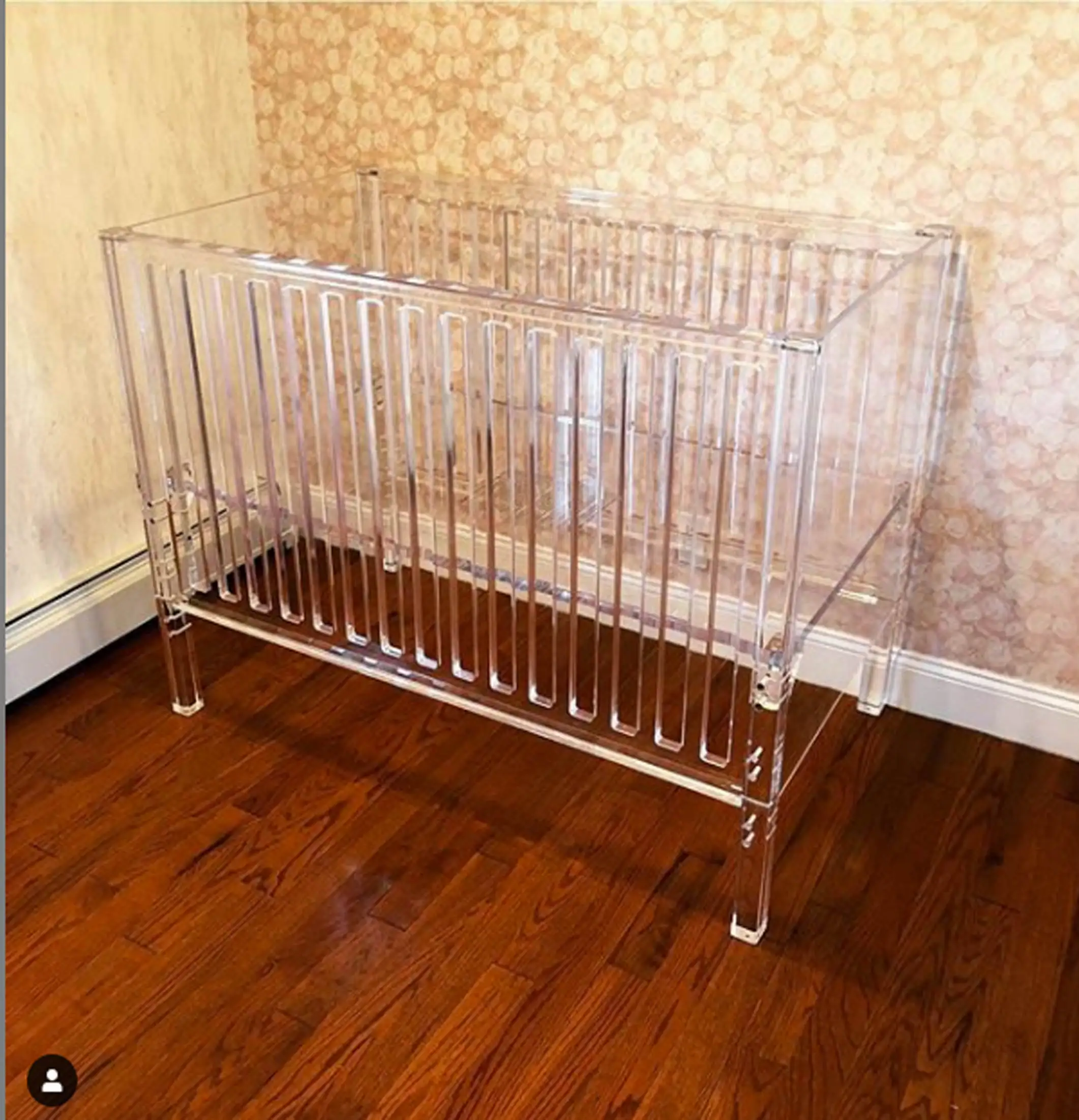 2021 hot sale baby beds clear acrylic baby cot cribs
