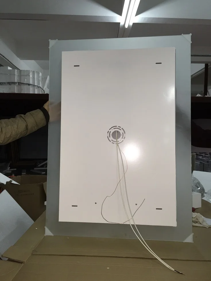 
2020 Home Furniture Hotel illuminated led cosmetic mirror bathroom 