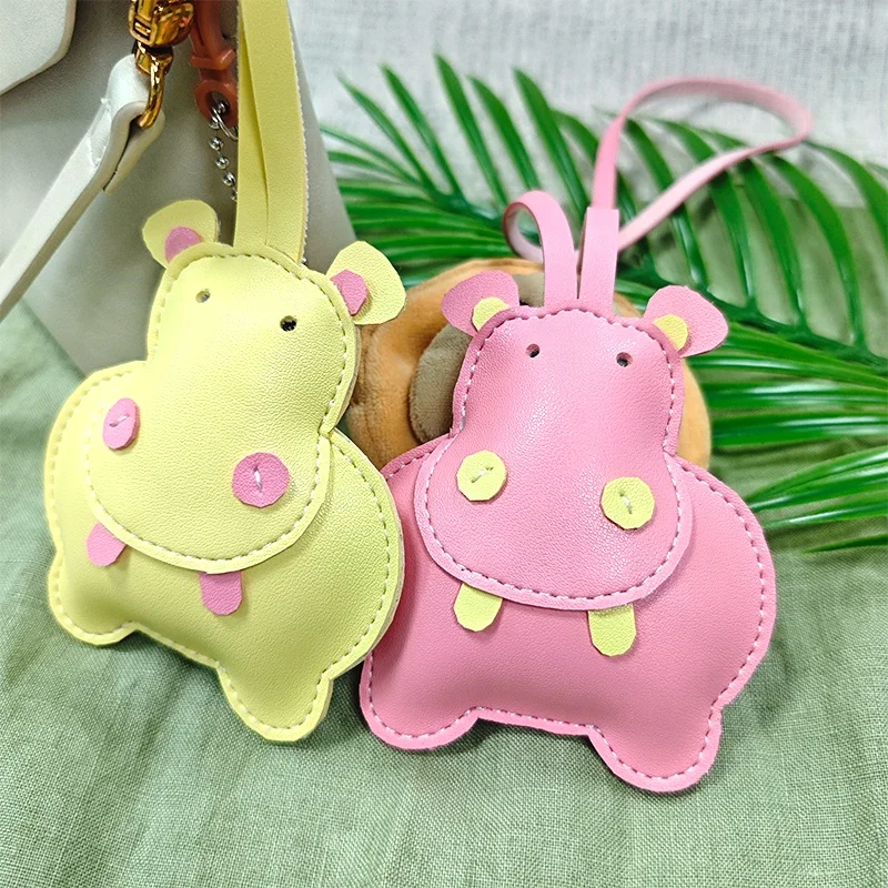 Factory Hot Sale Faux Leather Mixed Color Fine Pendants Keychain Rings with Cotton Filling Super Cute Pendant Accessories