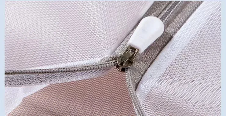 Factory direct supply cheap plain reusable travel zipper washing laundry bags for clothes