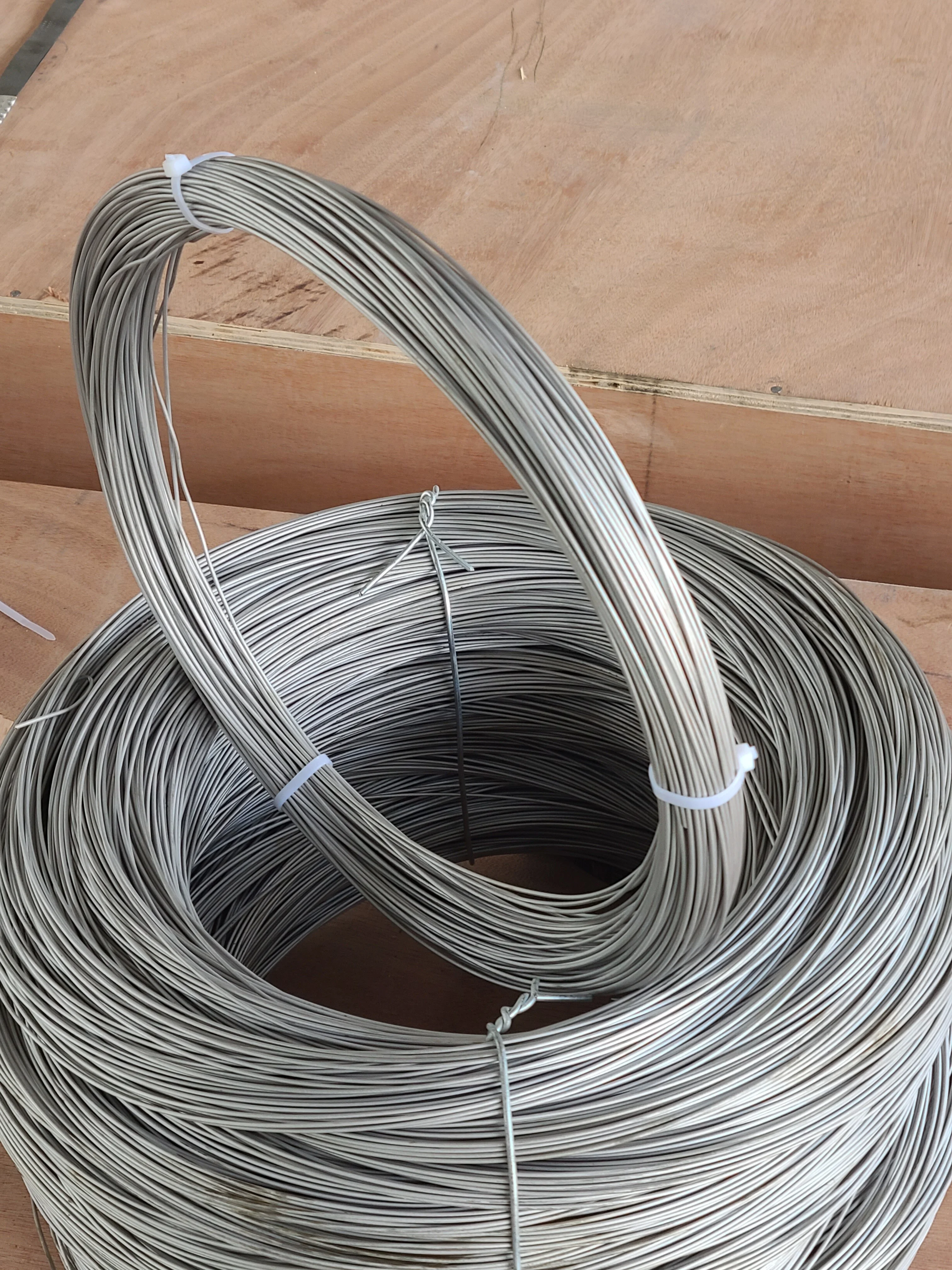 ferro chrome aluminum based electric resistance wire fecral 21/4 25/5 13/4 21/6