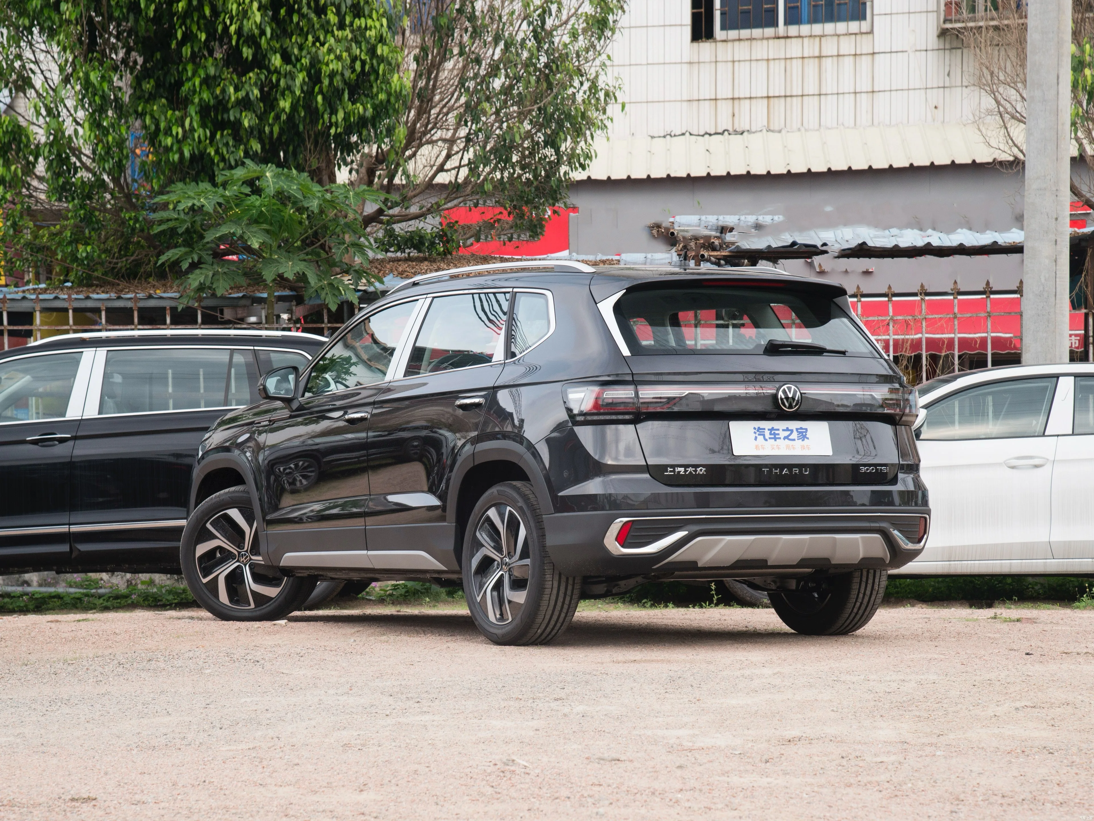 Дешевый автомобиль 2024 300 TSI с двумя приводами tharu