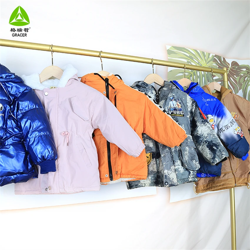 45Kg Ukay Bales Of Used Clothing Thrift Store Children Winter Jacket Korea Style Kids Winter Wear For Sale