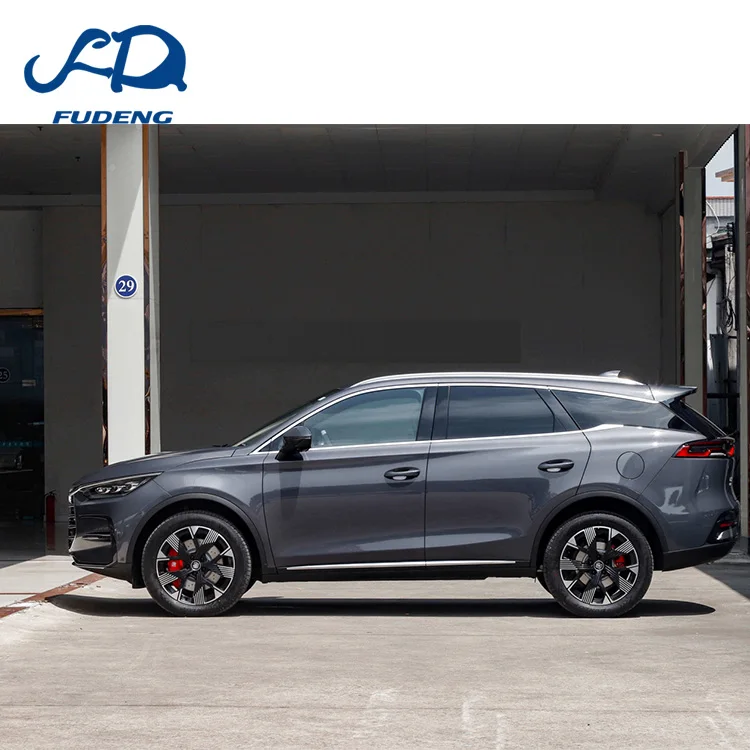 New High-speed Car BYD Tang Stepless Speed Change Plug-in Hybrid Electric Vehicle