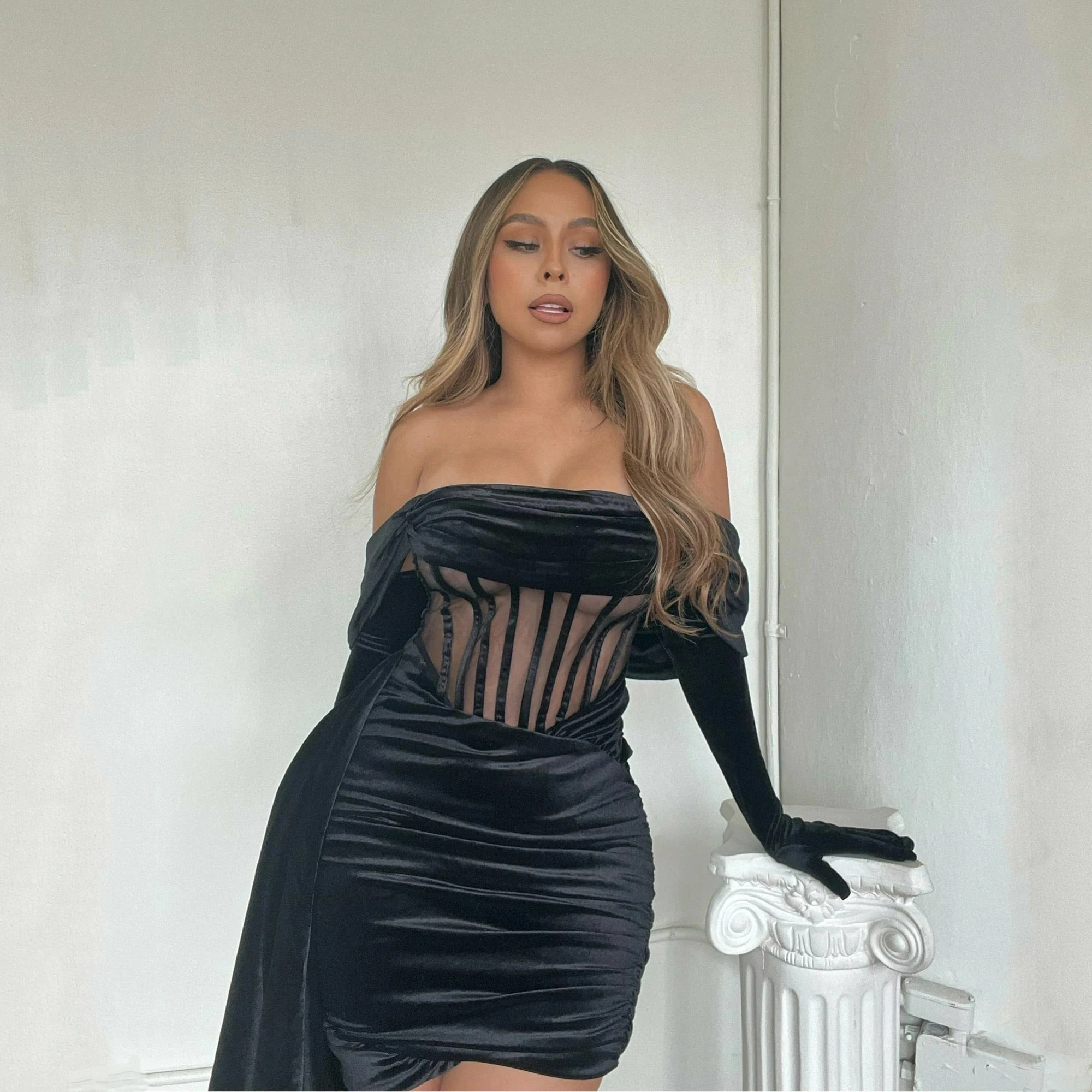 Velvet Strapless Elegant Sexy Mini Dress Sleeveless  Lace Corset Dress