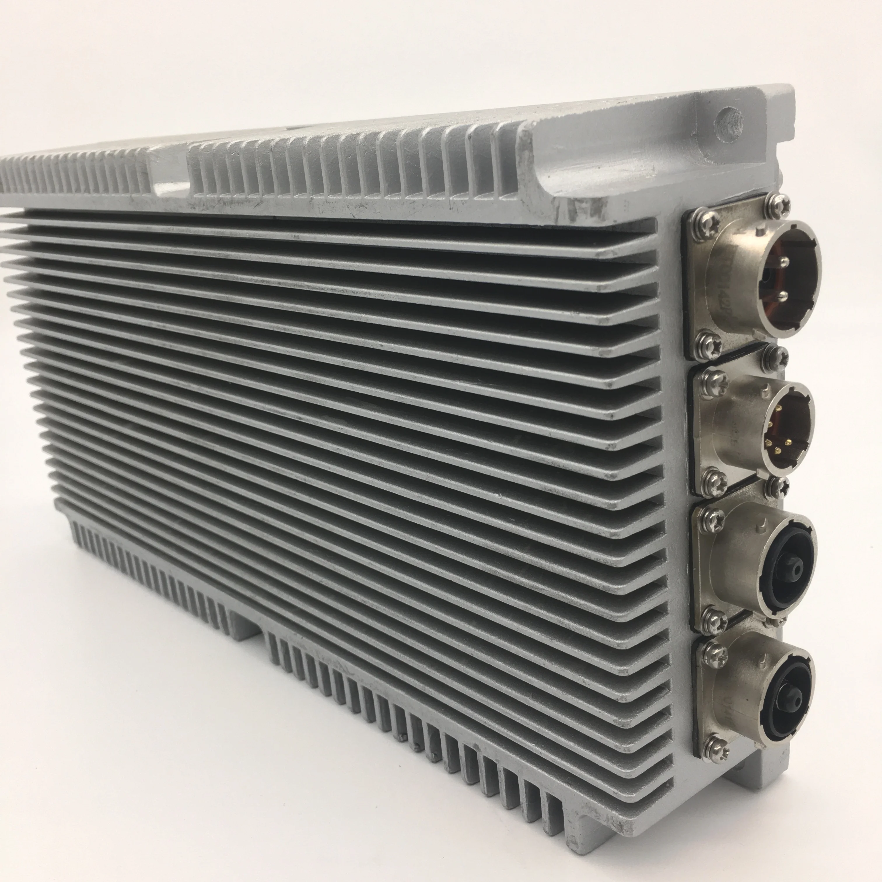 EV самоохлаждающийся 1000 Вт изолированный преобразователь постоянного тока 360 в до 28 в