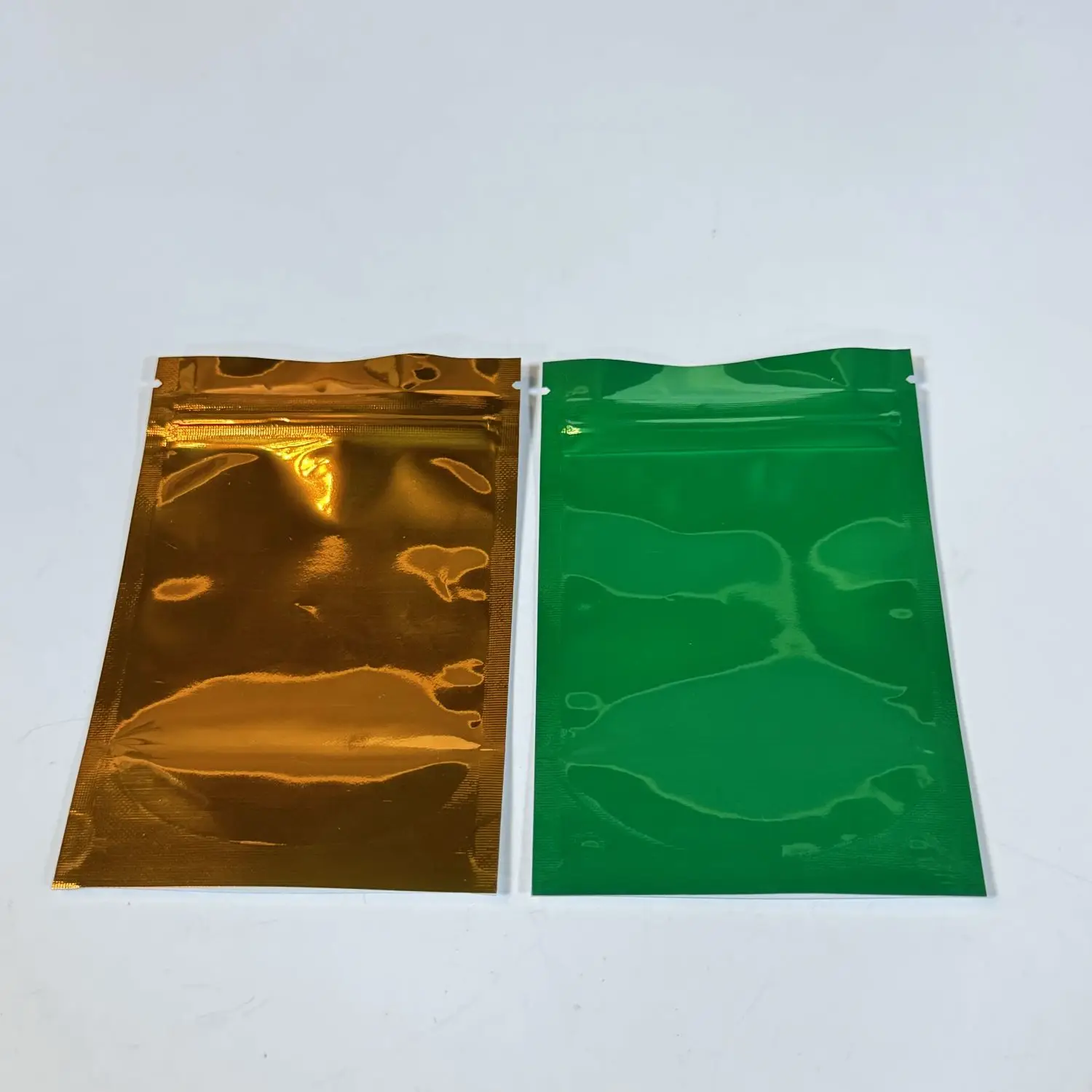 3.5g 7g 14g Custom Plastic Zipper Edible Food Packing Stand Up  Pouch Smell Proof 3.5 Grams Bolsas Mylar Bags With Logo