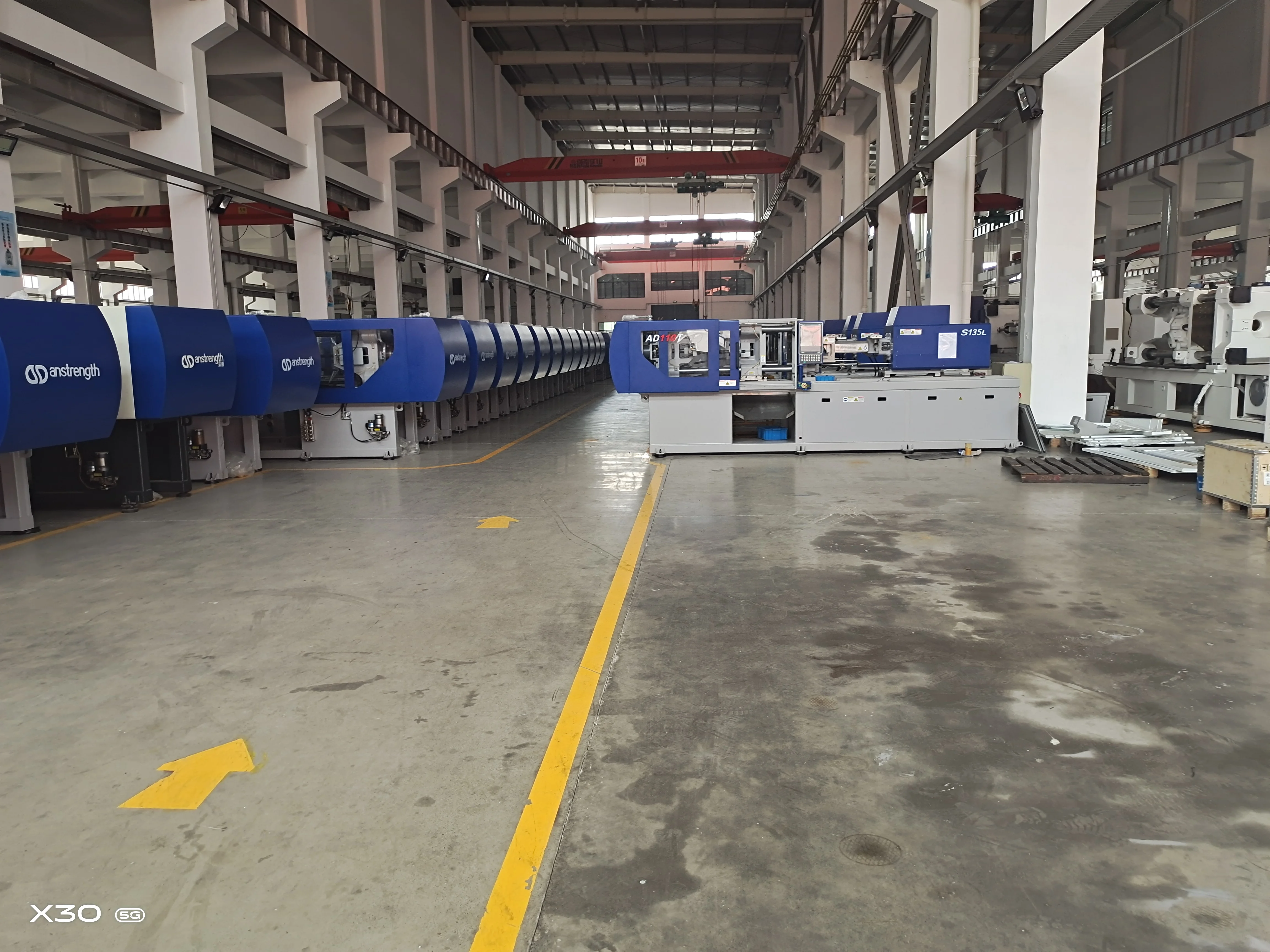 Manufacturing Disposable Assembly Making Plastic Medical Syringe Injection Molding Machine