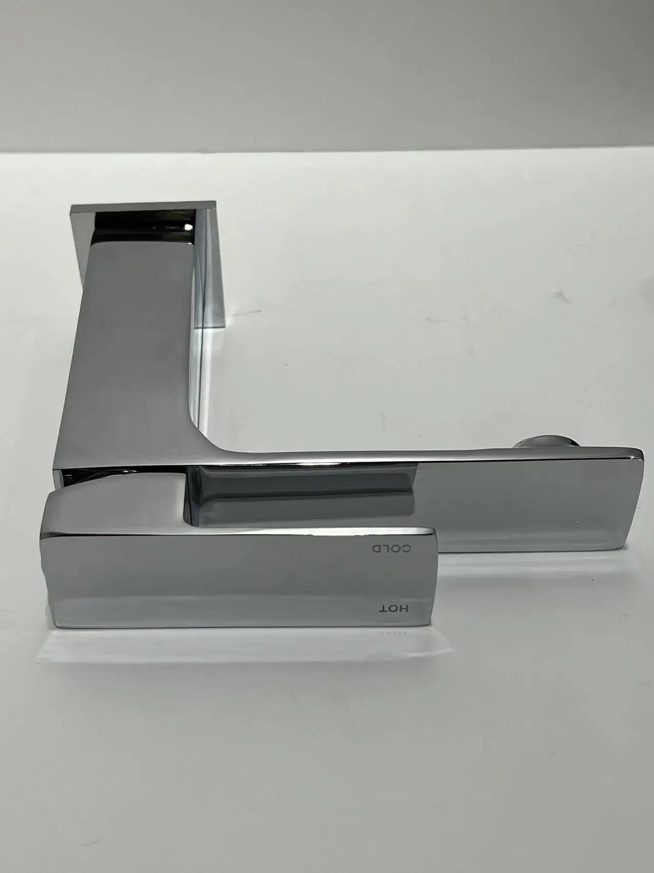 SUPER JOY brass Bathroom Faucet Desk Mounted Tap Single Hole and handle strong cleaning filtering dirt in water