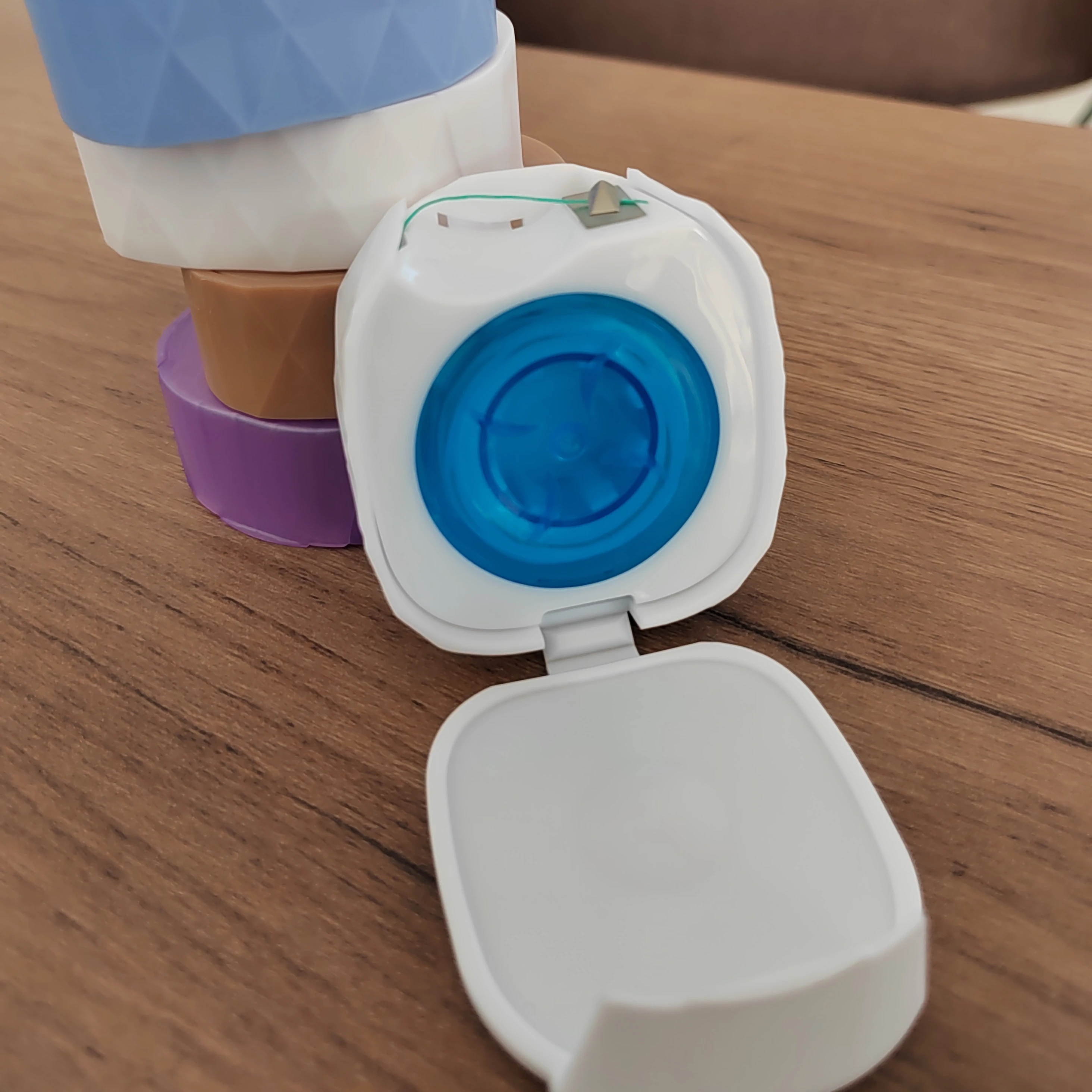 Easy Floss Threader for Dental Implants Orthodontics Bridges Crowns