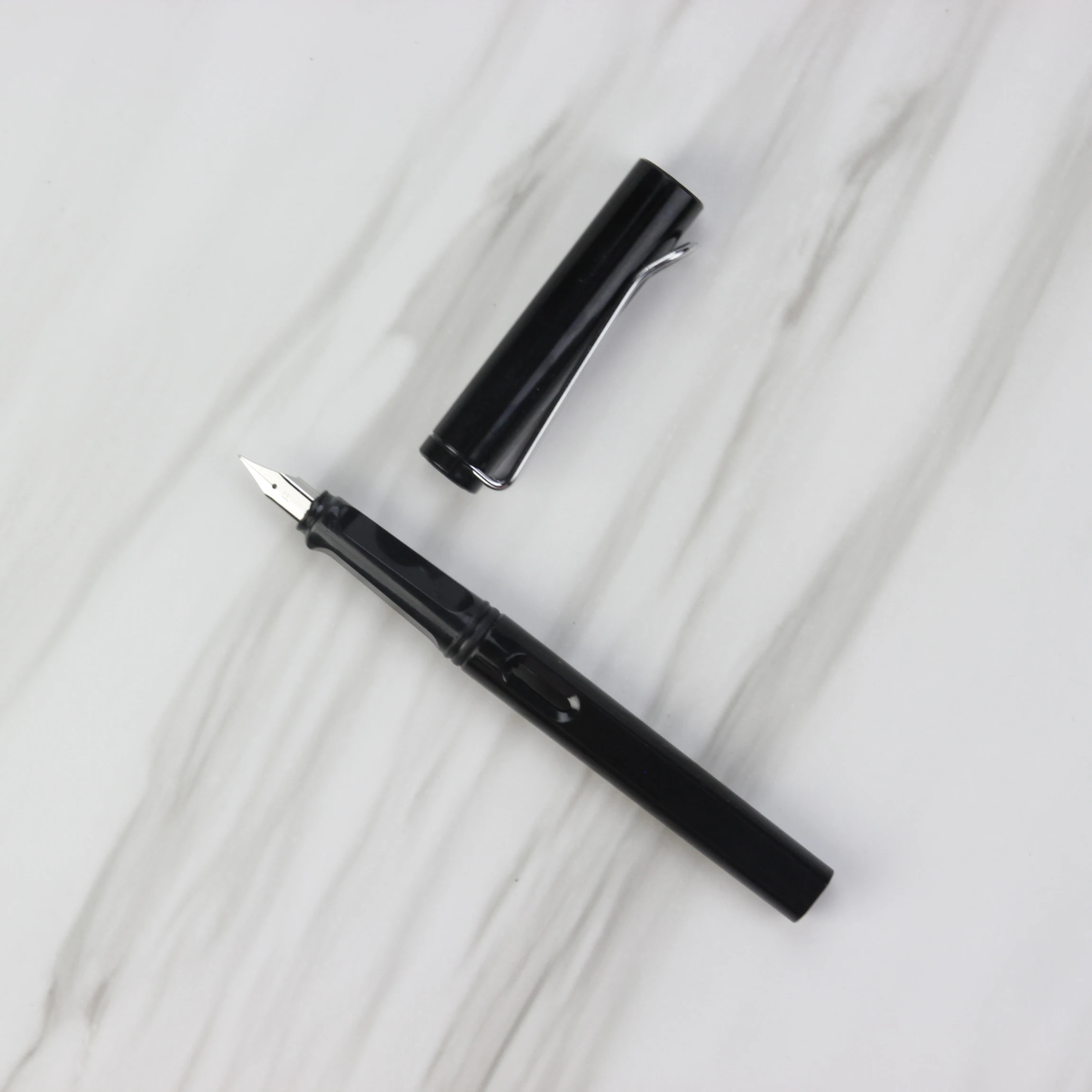 Custom Logo Writing Pen Luxury Business Pen Classic Fountain Pen Gifts