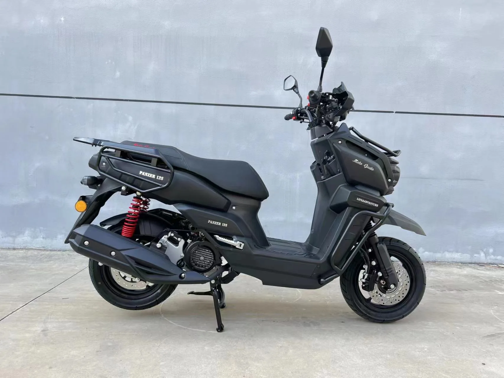 Eco friendly battery electric motorcycle bws 125 scooter 2000W moto with super bright lights motorbike