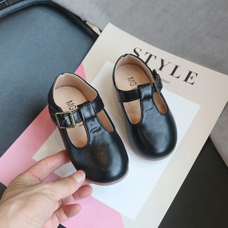  Детская обувь из ПУ кожи T-bar модная детская для мальчиков и девочек под платье Лидер продаж повседневная прогулочная поставщик Китая