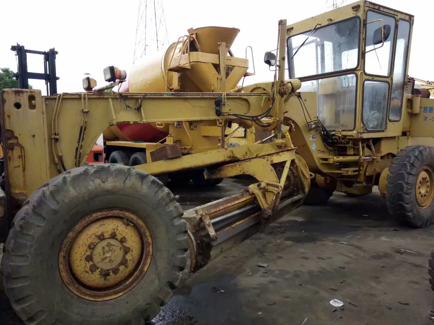 Original Japan Used Komatsu GD511A-1 Motor Grader in good condition and cheap price