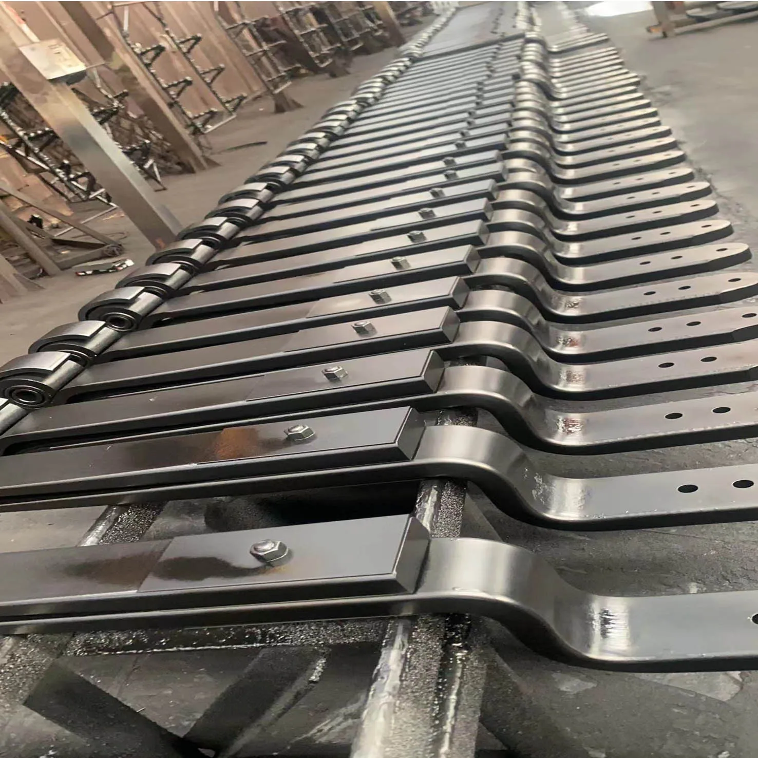 Air link suspension part no. 1421060-RH in 52CrMoV4 for Scania