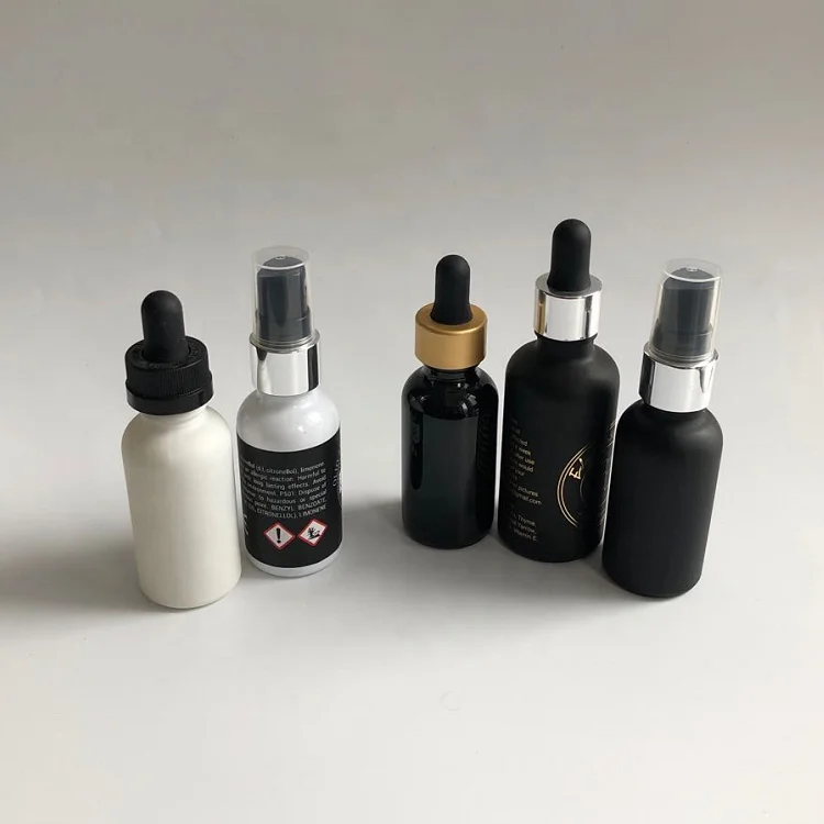 Ceramic Perfume Essential Oil Porcelain 100 ML White Glossy Opaque Spray Bottle With Silver Spray Pump Top