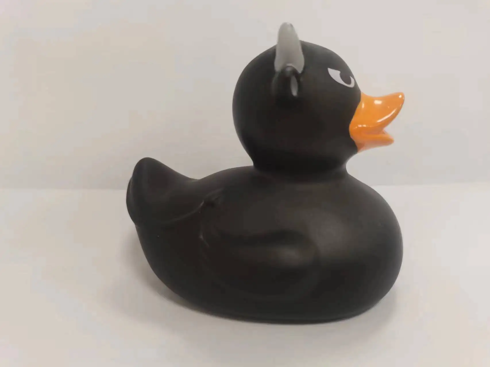 Customized cute pvc Black Bull duck plastic mini action figures vinyl anime figure toys craft toys
