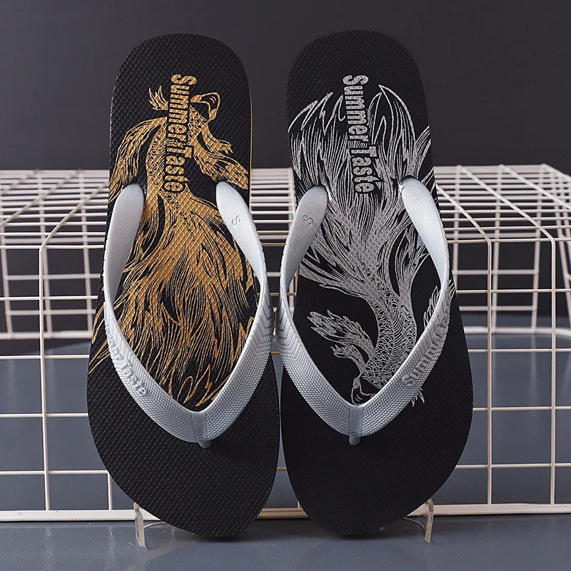Factory wholesale custom branded Summer new style men casual slippers beach anti-slip  pvc flip flops for bathroom