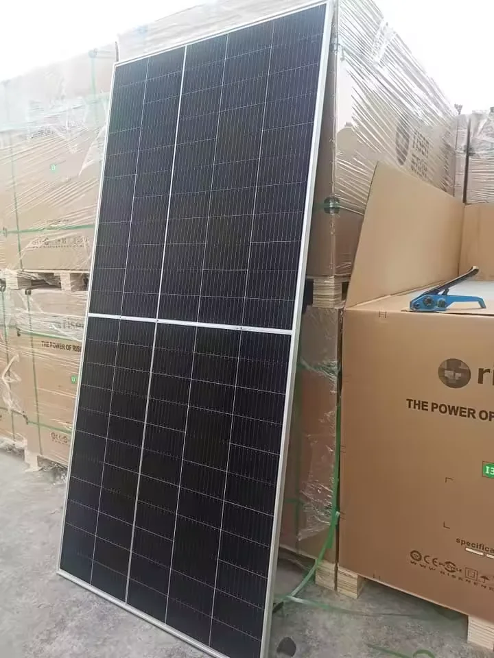 Risen HJT Solar Panel 585w Solar Panel European Stock Frame Connector Power Lighting HJT Solar PV Module