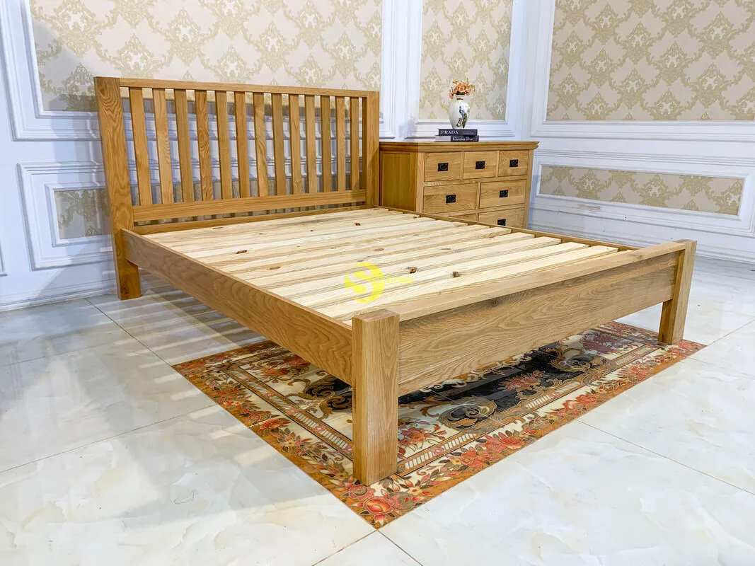 
Modern American Oak bed with super cheap price and long time use 