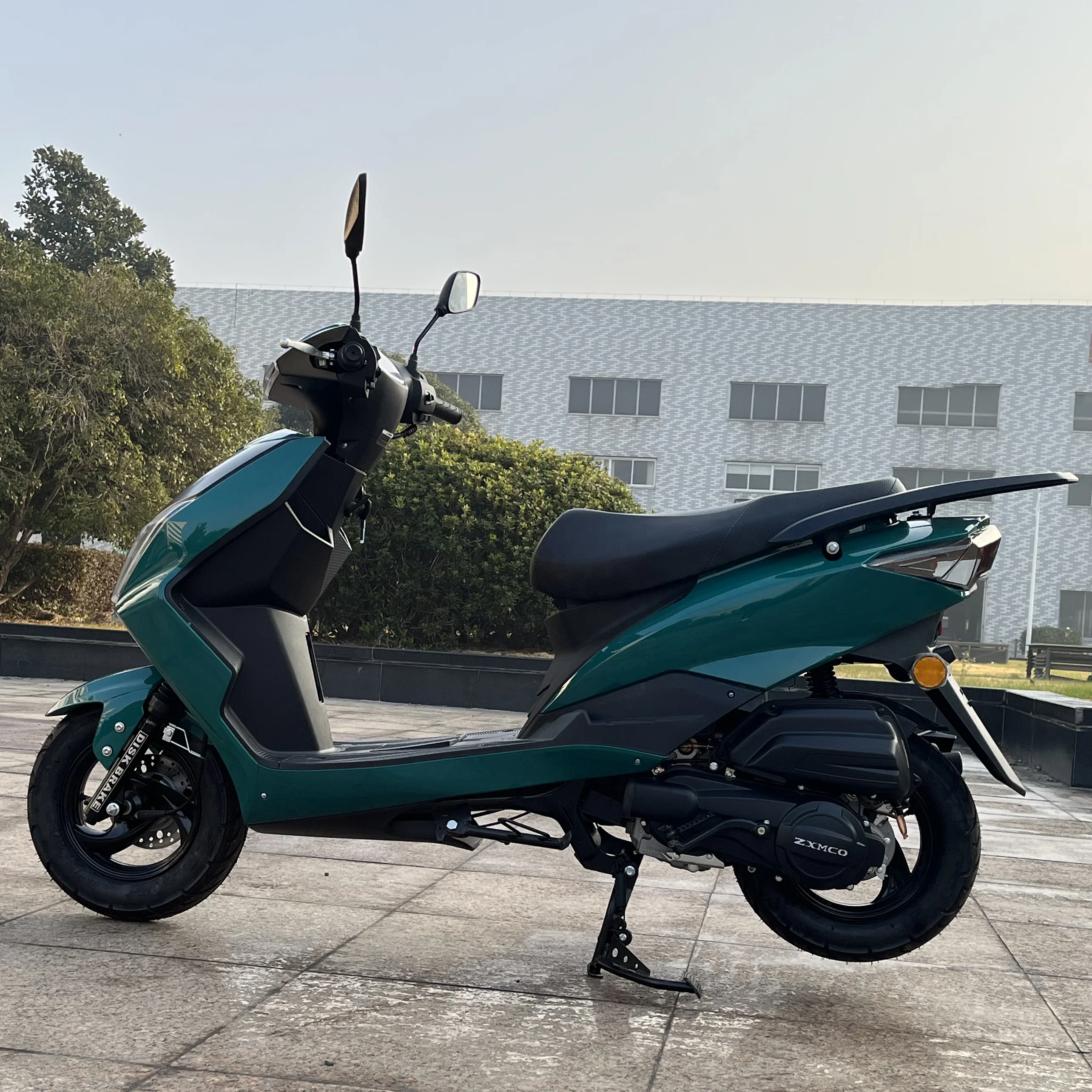 125cc Motorcycle Hot Selling Wonderful 50cc scooter Go down well with public Gas Powered Motor Moped 50cc