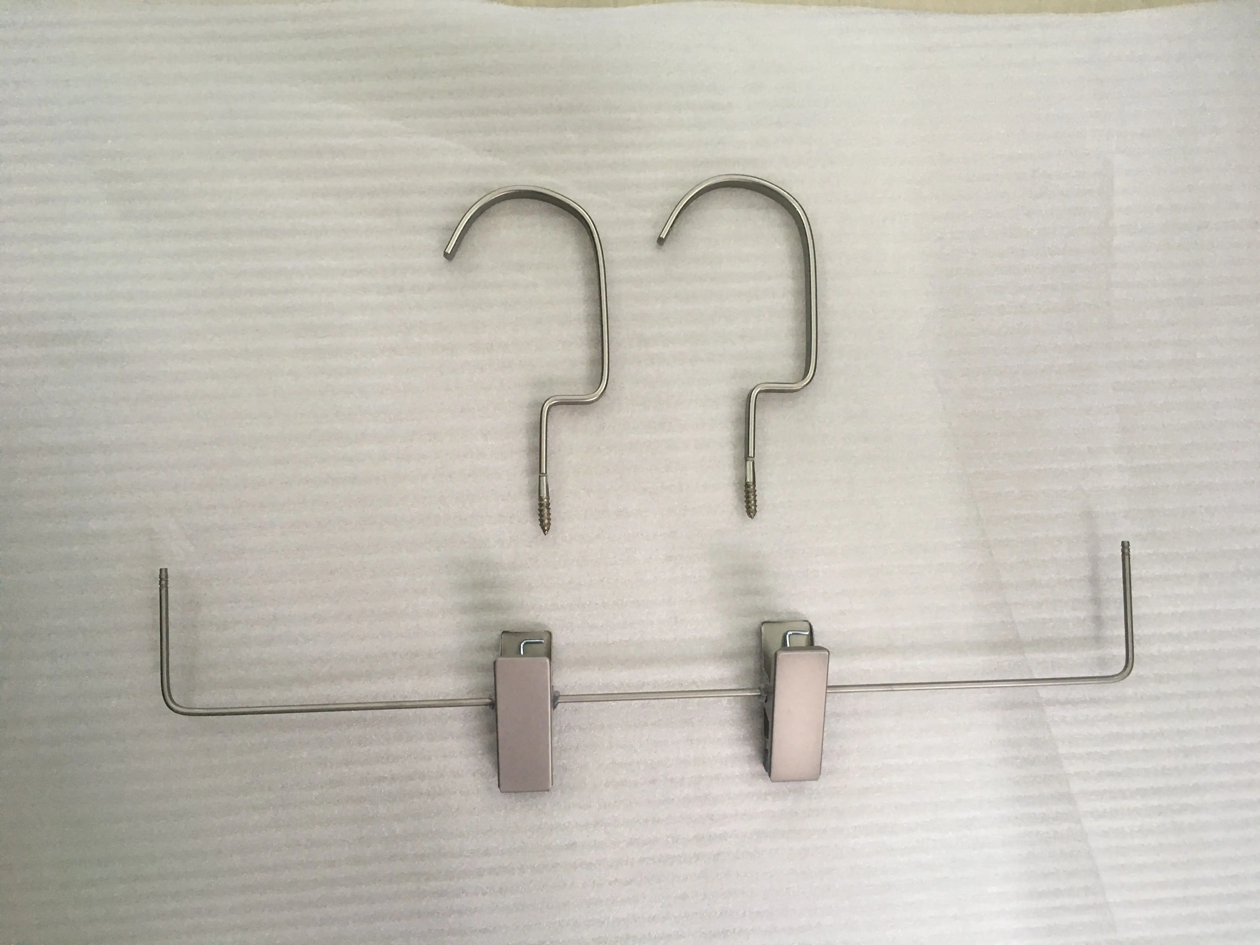 Manufacturer price hanger accessories metal hooks chrome silver gold brass hook for wooden hanger