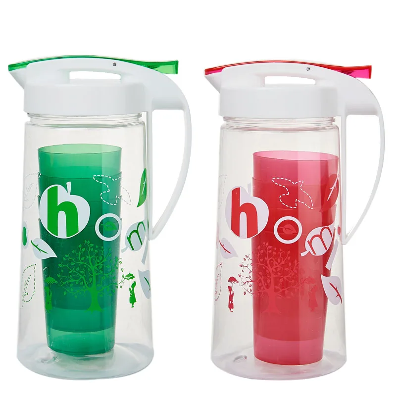 Wholesale home restaurant used multi-colored plastic cold water pitcher custom water jug with handle