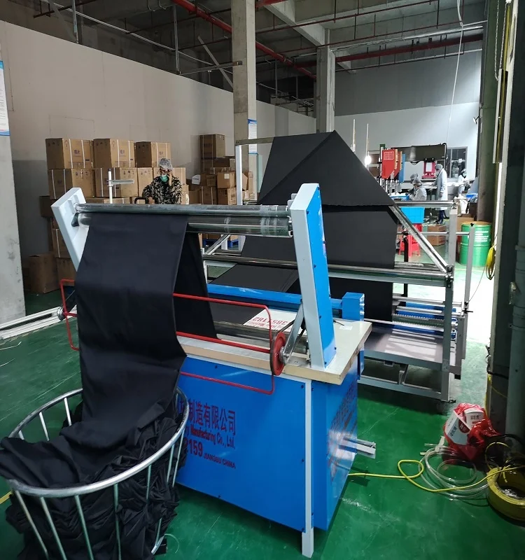 Automatic textile fabric fold machine for roller blind