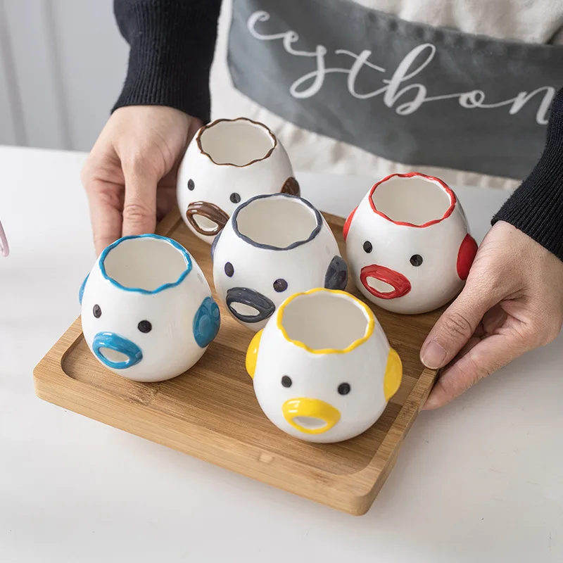 Custom Kitchen Accessories Baking Tools Funny egg shaped Dividers white Yolk Separator Ceramic egg cup holders  wholesale