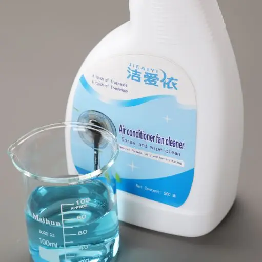 Small bottle spray type air conditioner fan cleaner cleaning agent