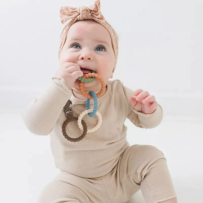 New Trend Anti-drop Teethers for Baby Teething Ring Toys Soft BPA-Free Silicone Chew Infant Toys with Metal Clip for Newborn