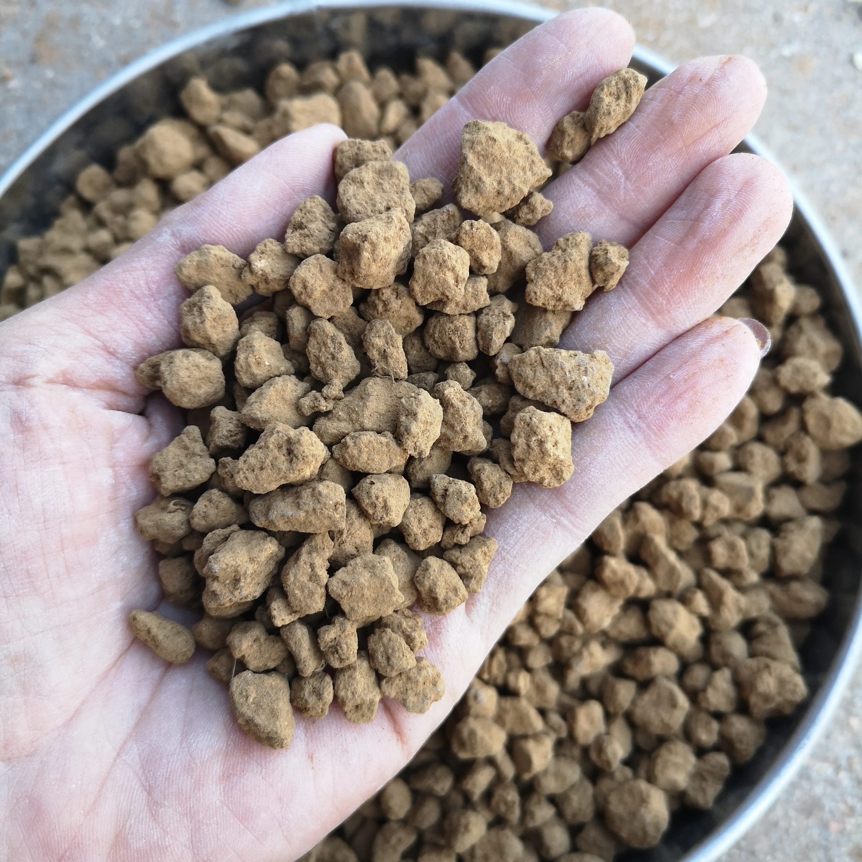 Natural Akama clod succulent plant Japanese Akama soil potted plant cactus flower culture Horticultural series nutrient soil