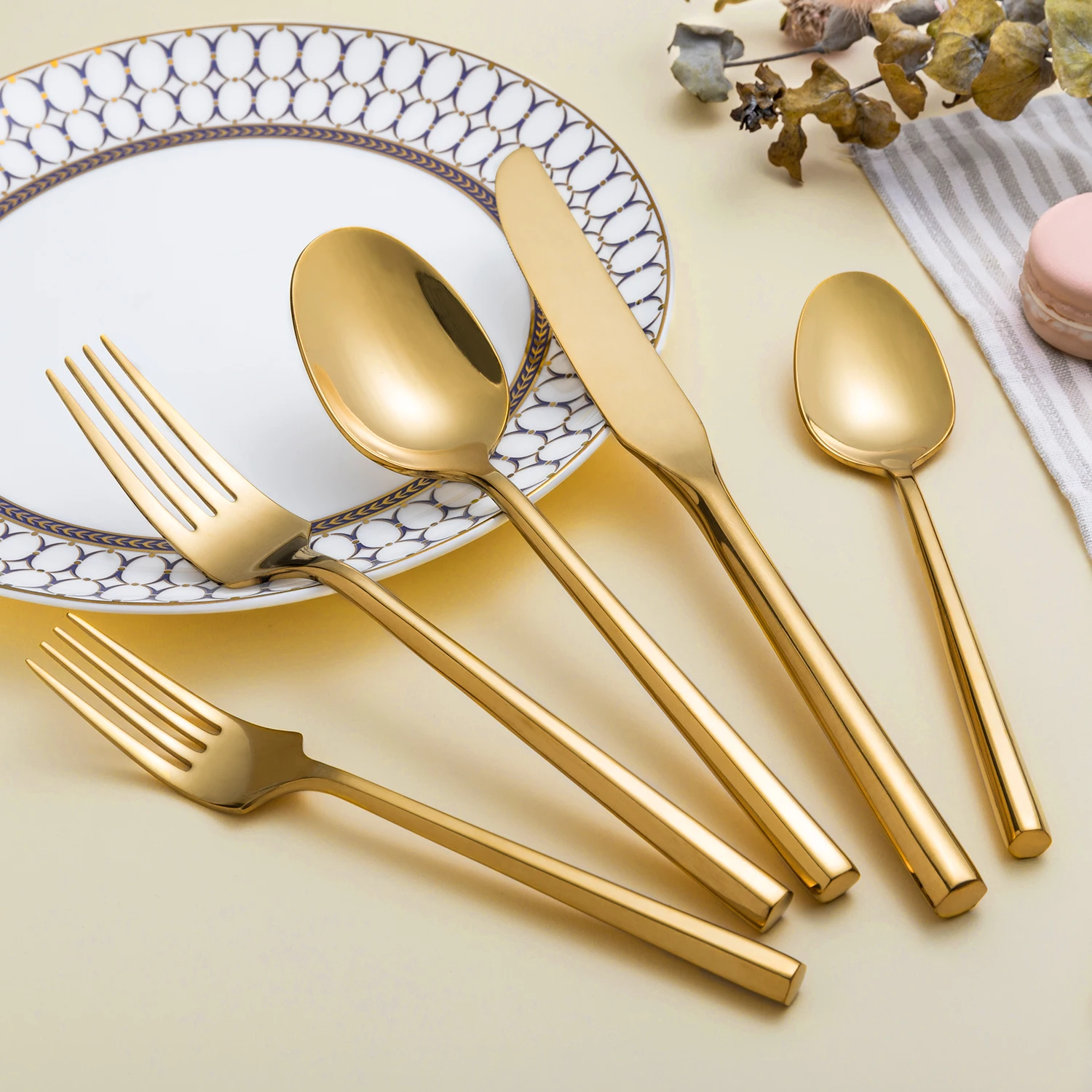 Wholesale Hand Forged Stainless Steel Gold Wedding Cutlery