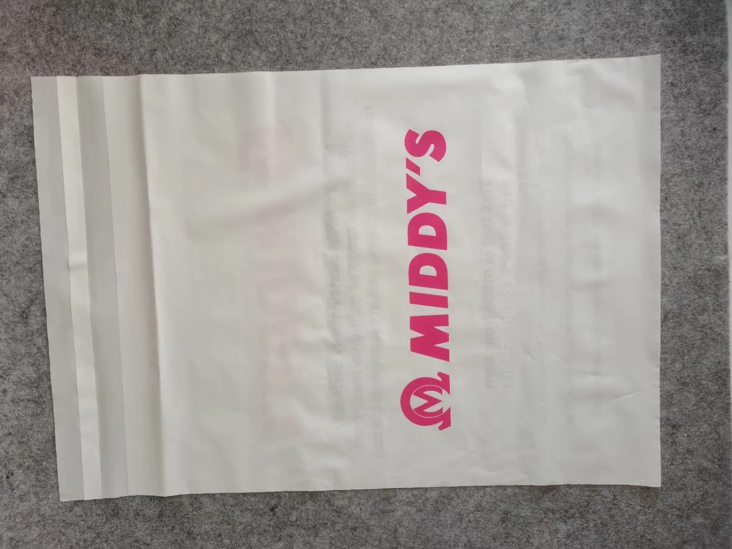 Compostable Zip Packaging Bag Reusable Pla Corn Starch Cpe Eva Frosted Zipper Plastic Bag For Cloth Packaging