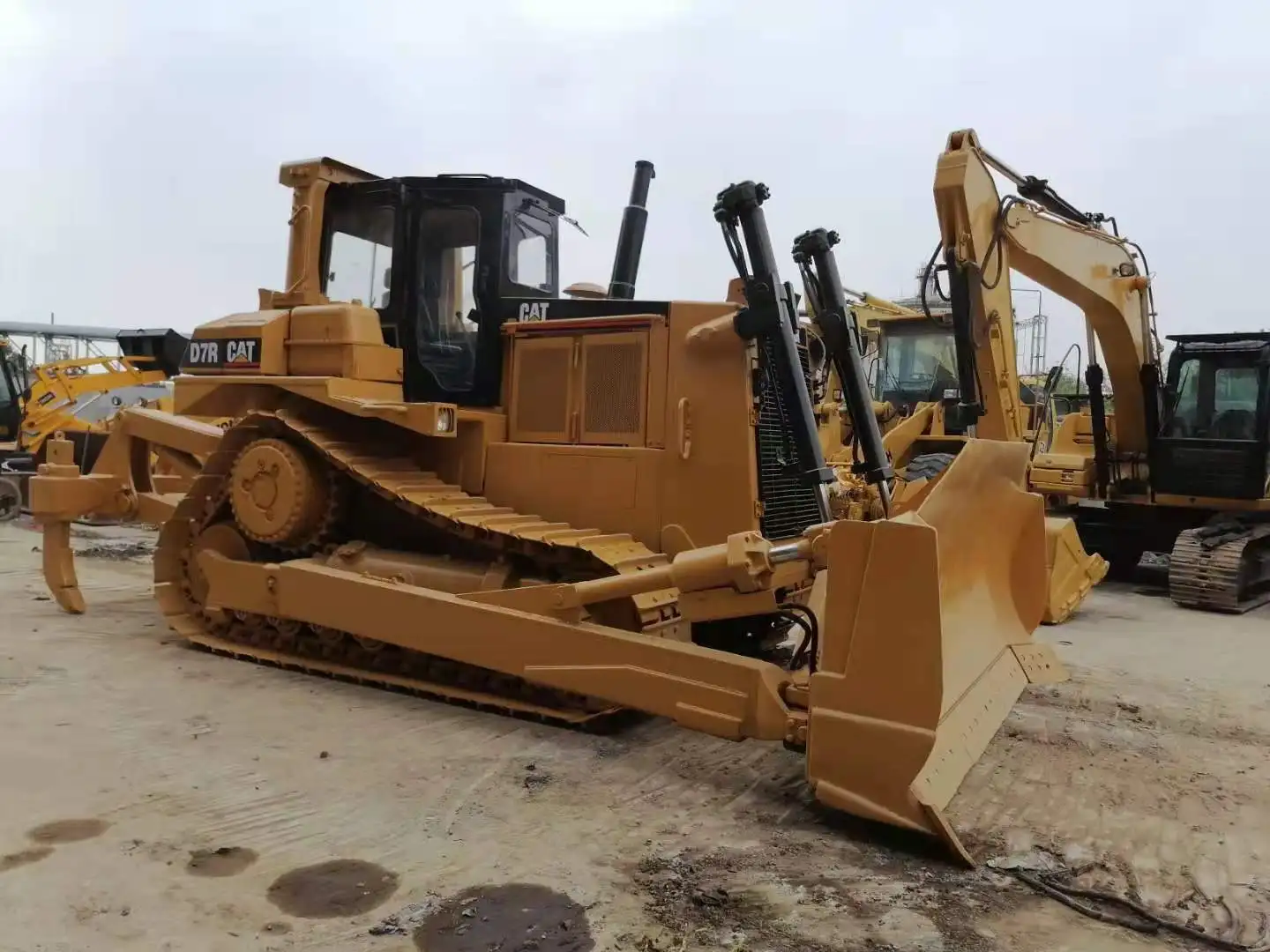 Cheap Used Bulldozer Crawler Caterpillar D7R Bulldozer CAT D7R bulldozer D7R for sale