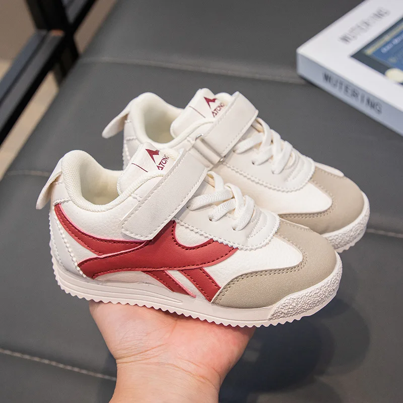 2025 Весенняя новая детская спортивная обувь повседневная для мальчиков легкая противоскользящая