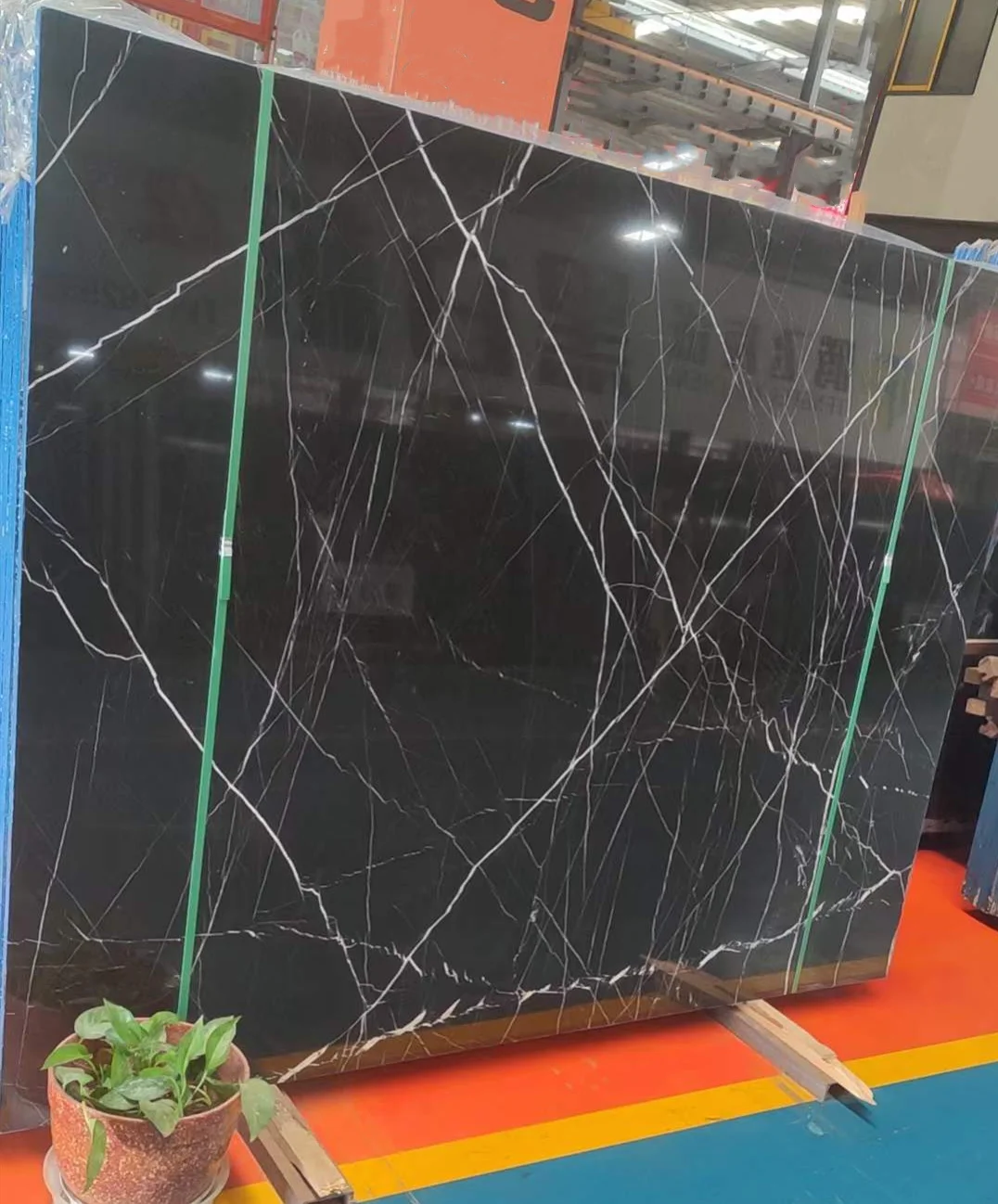 decorative Black Marquina marble stone trim molding lines skirting stones