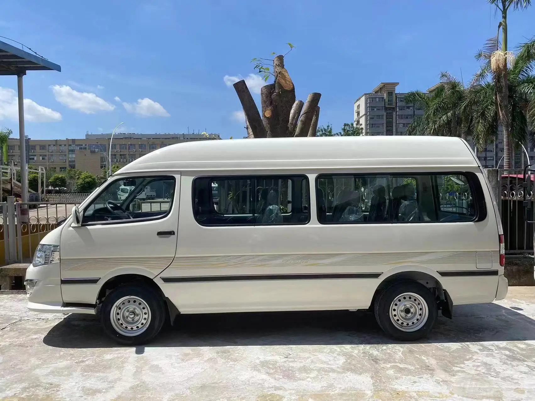 Stock New Mini Bus H100 9-17 Seats Mini Bus cheap Price Used Bus