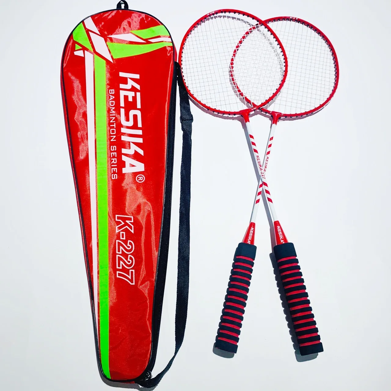 K227 Adult Amateur Junior Offensive Badminton Racket