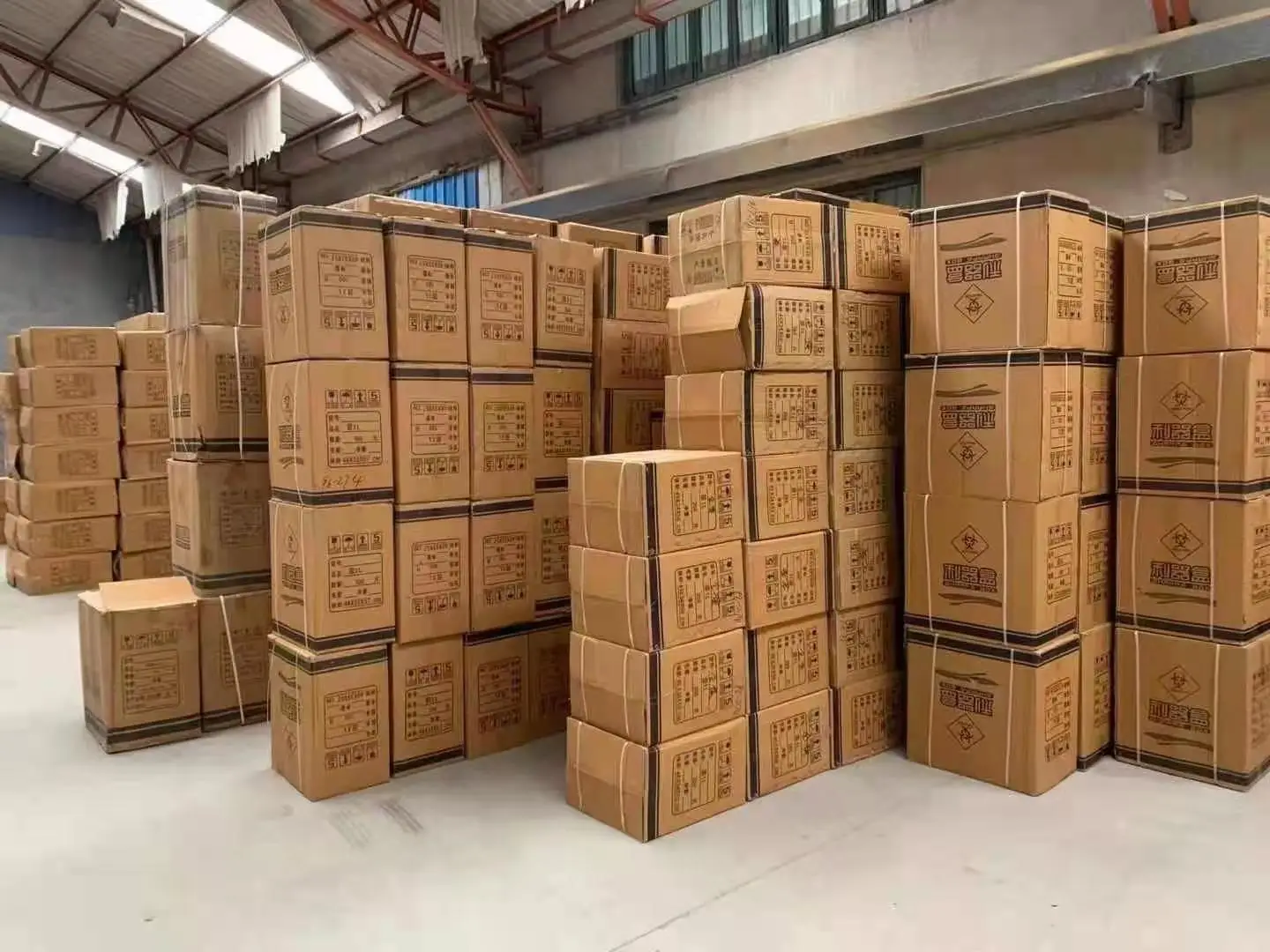 surgical forceps.jpg