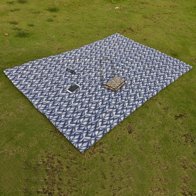 Hot sale Custom Color Outdoor Beach Picnic Blankets Waterproof  Soft Sand Free Foldable Picnic Mat