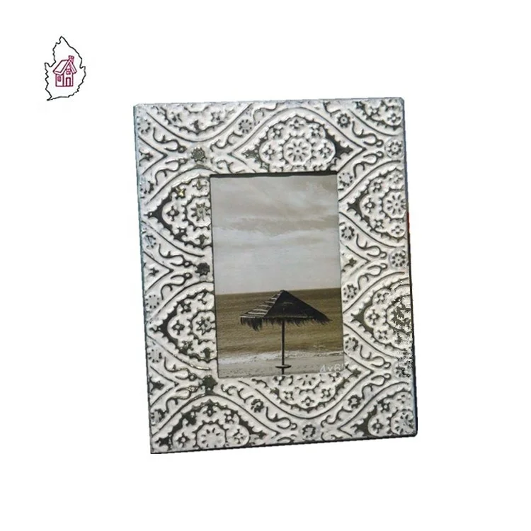 
Distressed Antique Retro Embossed Hollowed Out Metal Picture Frames A3 