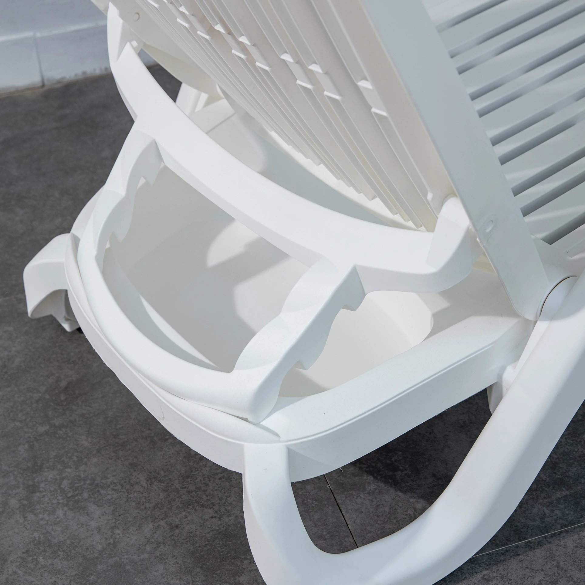 [MOJIA]Top Quality Material Plastic Structure With Tesilin Mesh Beach Lounger Sun Lounger Furniture Lying Bed Folded Good Price