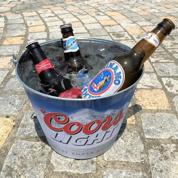 High quality beer bucket holds about 6 beers personalized logo metal wine bucket beer bucket with handle for party bar