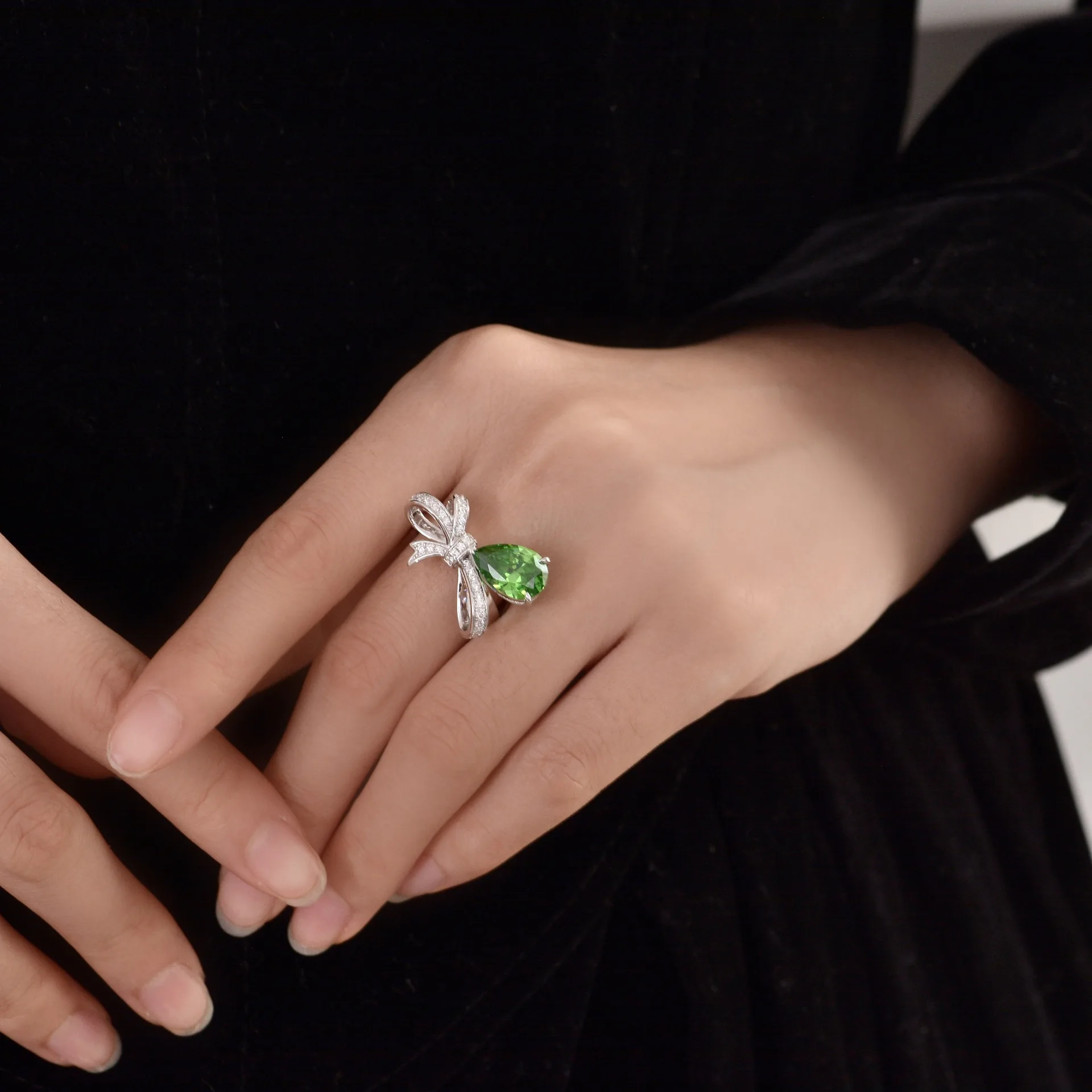 925 Sterling Silver Green Pear Stone Diamond Bow Knot Cubic Zirconia engagement rings jewelry for women