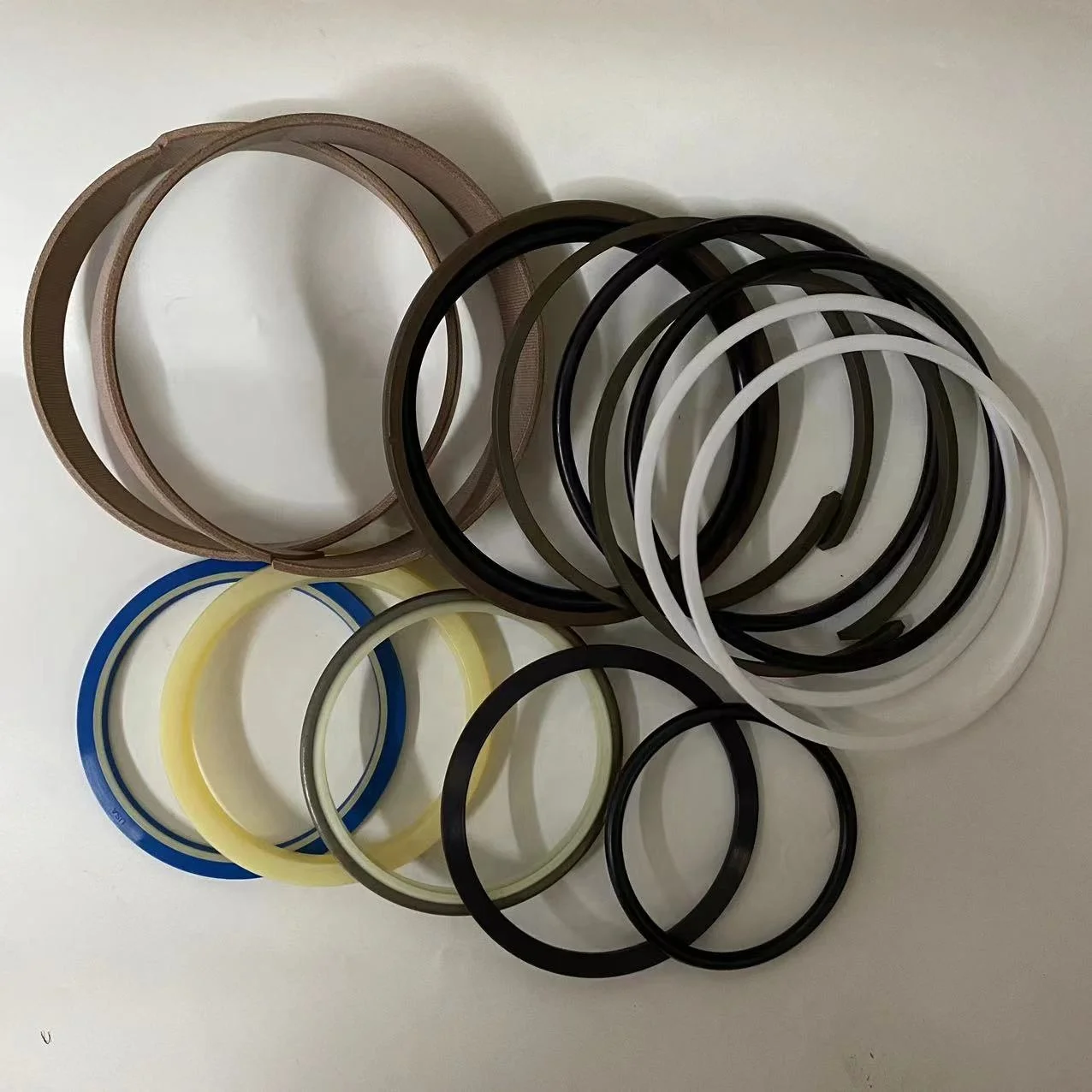 Replacement 14589134 Hydraulic Repair Kits For Volvo Excavator