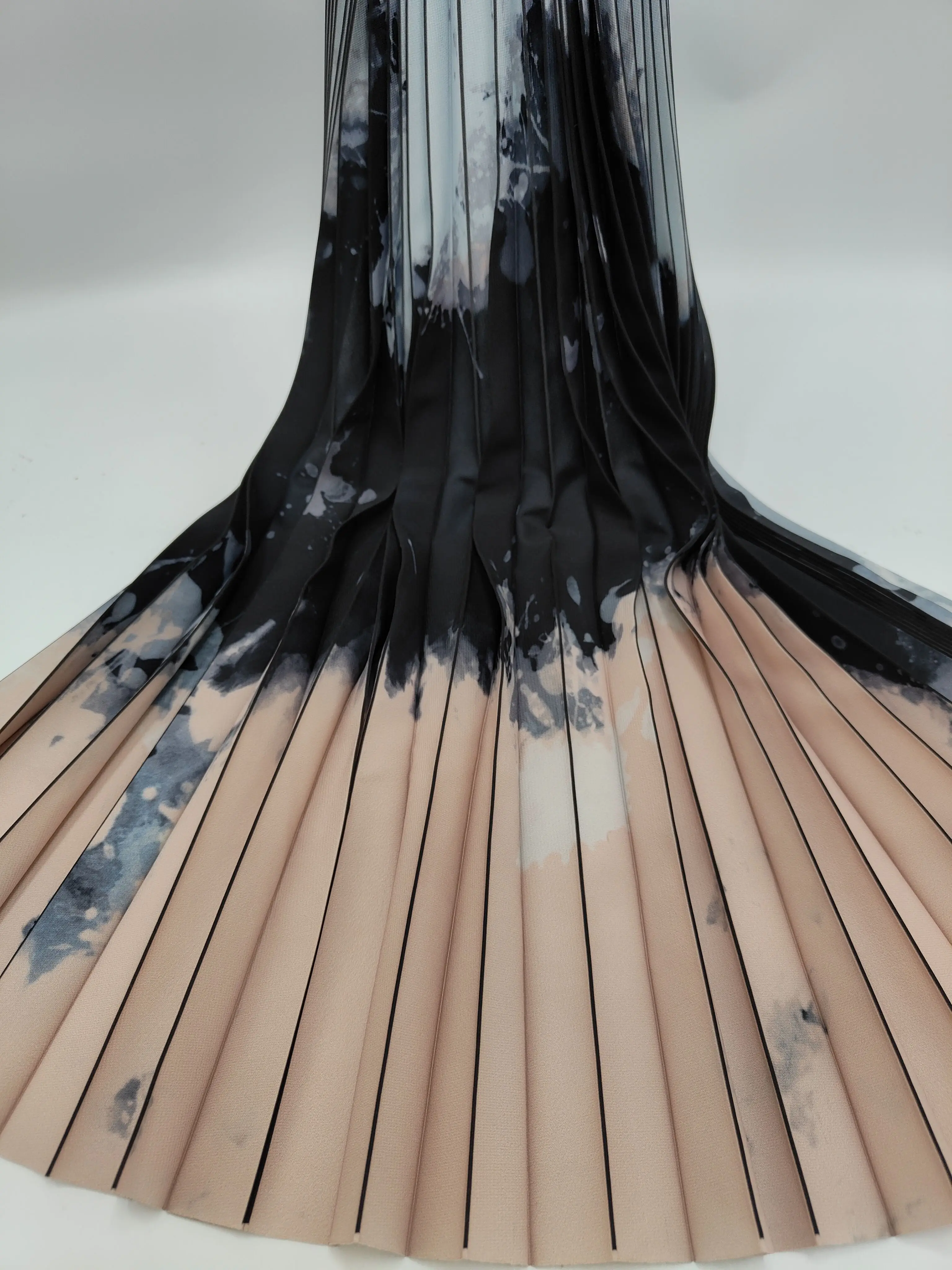 2023 Fashion Digital Printing Hand Wind Piano Fold Chiffon Fabric For Women Dresses