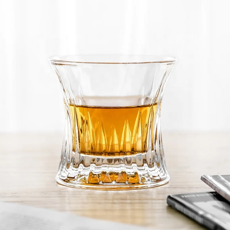 Wholesale Lead-Free Crystal Whiskey Decanter Set with 4 Old Fashioned Whisky Glasses for Liquor Bourbon