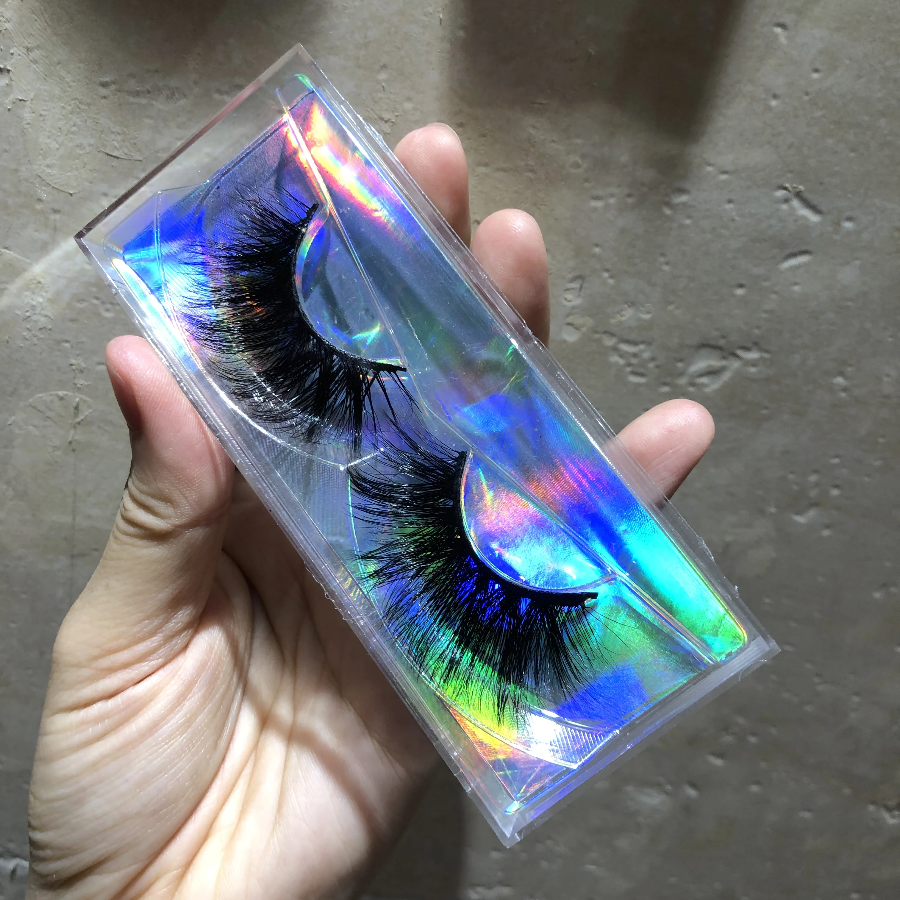 Free sample 25mm mink eyelashes vendor 3d mink lashes with eyelash packaging box